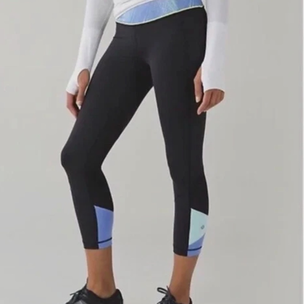 Lululemon Pace Rival Crop Leggings in Wind Chill White Lullaby